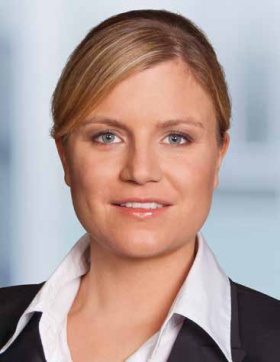 Dr. Carolin van Straelen (33) Titel: LL.M. (NUS) Position: Rechtsanwältin bei Gleiss Lutz im Bereich M&A/Gesellschaftsrecht Standort: München